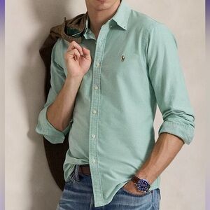 The Iconic Oxford Shirt fits all Green NWT 
Polo Ralph Lauren
$130.00